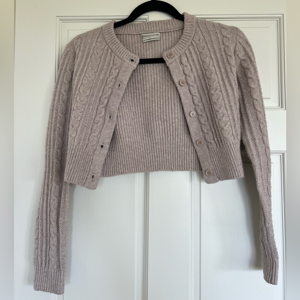 Urban Outfitters Mauve Cropped Sweater